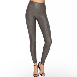Spanx Gunmetal Gray Faux Leather Moto Leggings Size Medium